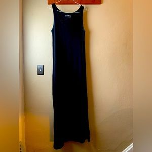 Cotton Eddie Bauer sleeveless maxi dress with knee high slit. Size L